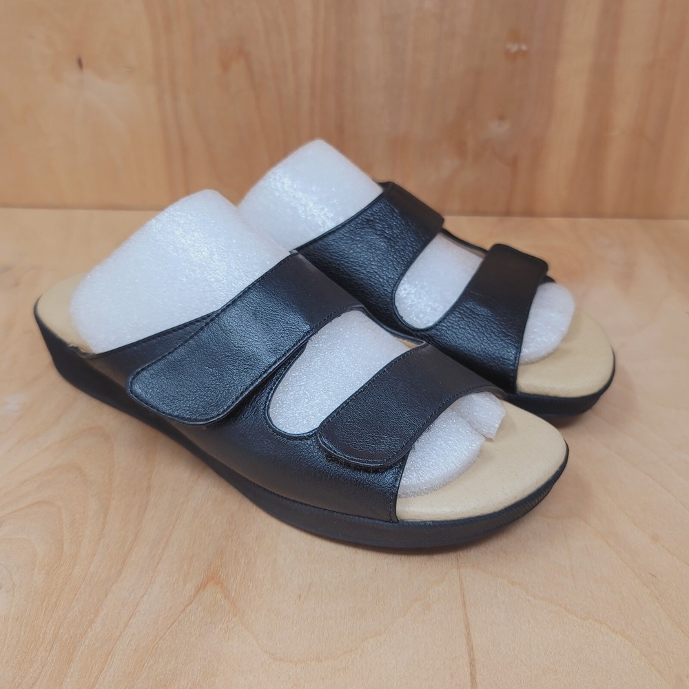 Capricho Womens Sandals Size 6.5 Black Wedge Casual Strap Slides
